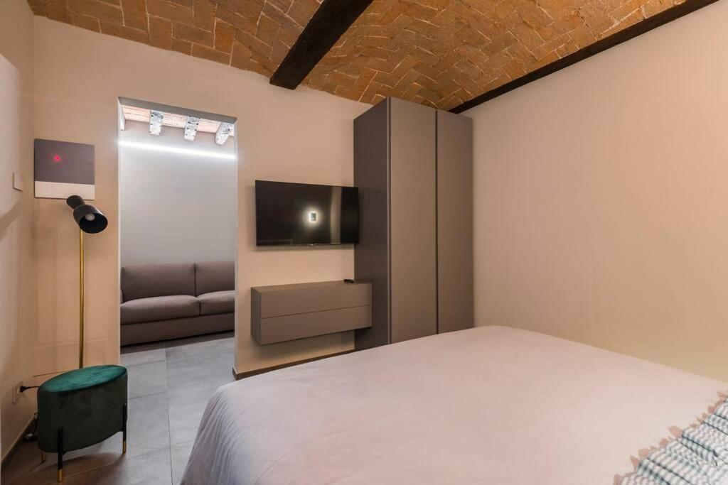 Torre 13 Appartement Modena Buitenkant foto