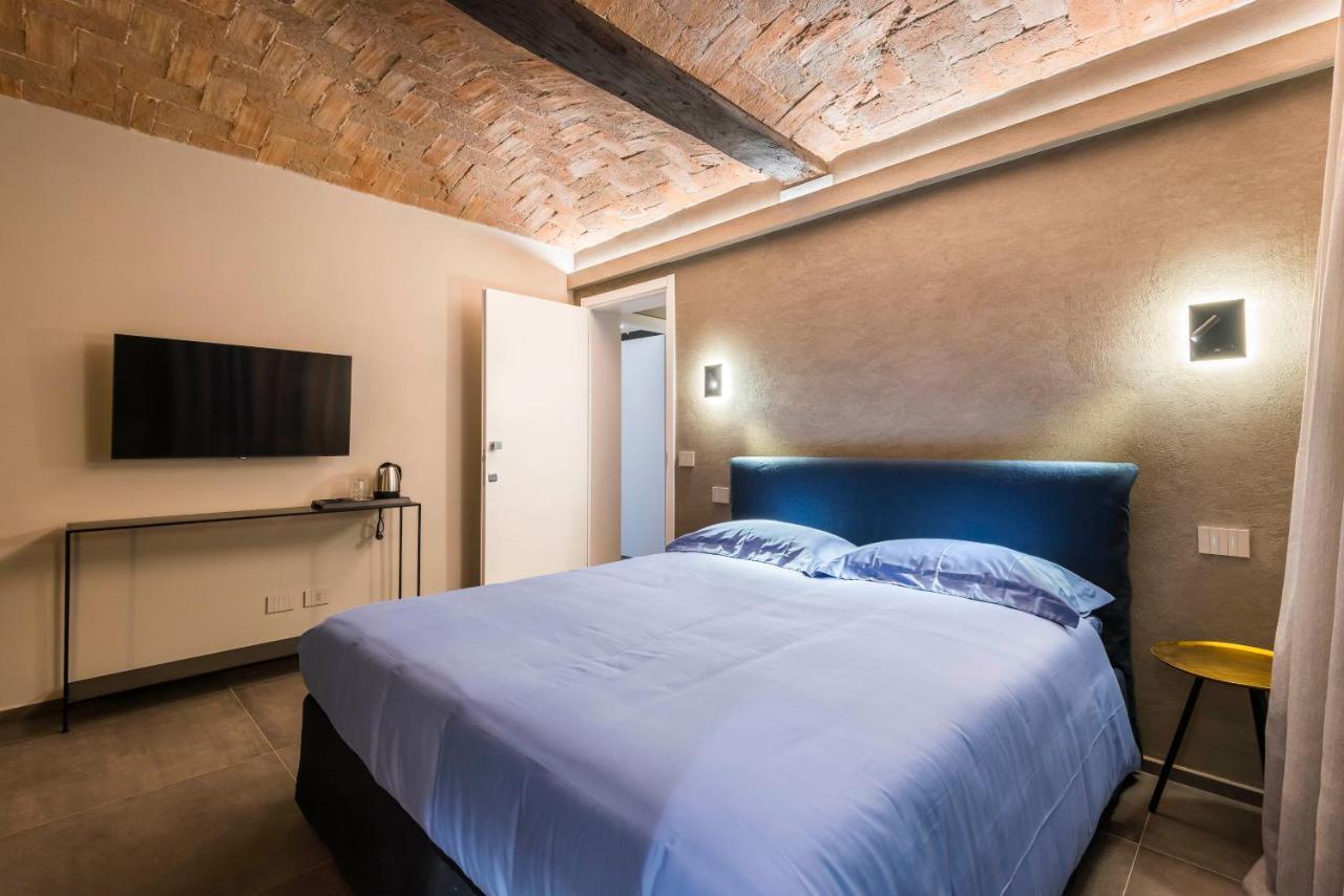 Torre 13 Appartement Modena Buitenkant foto